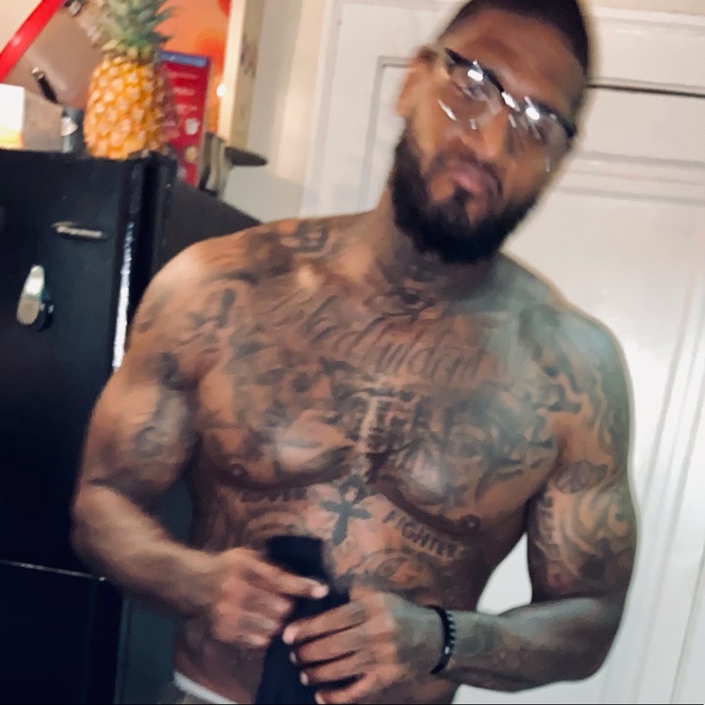 Meet your Posher, Denayne